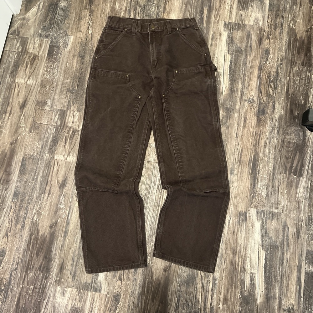 Baggy brown carhartt carpenter pants